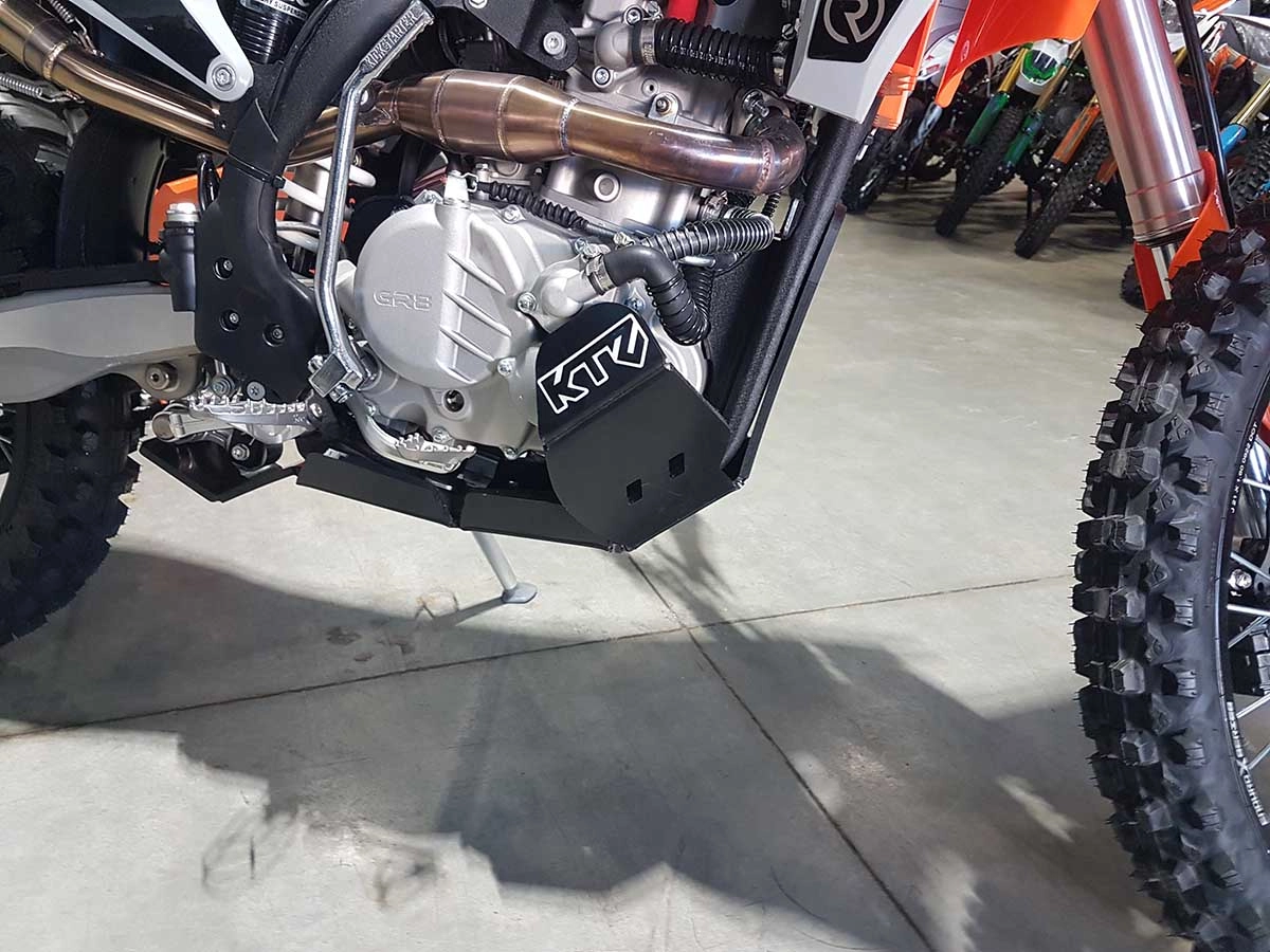 Защита KTZ для GR8/GR7 F300L-М(4T ZS 174MN-5А)/GR8 F300A(ZS172FMM-5 с балансиром) 2022