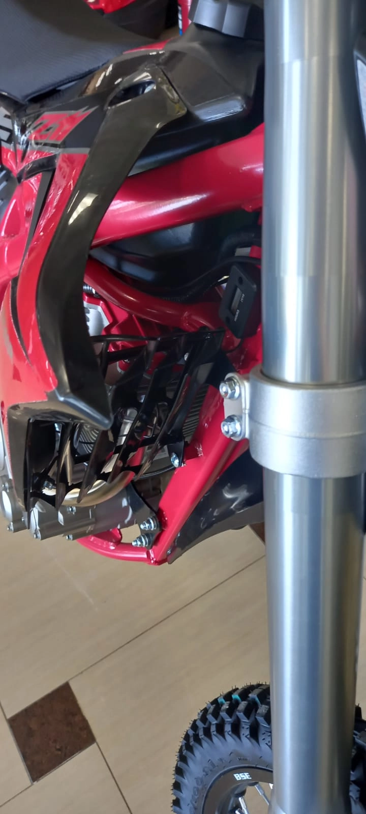 Мотоцикл BSE Z11 21/18