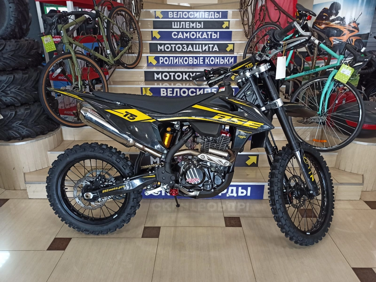 Мотоцикл BSE T5 Twister (015)