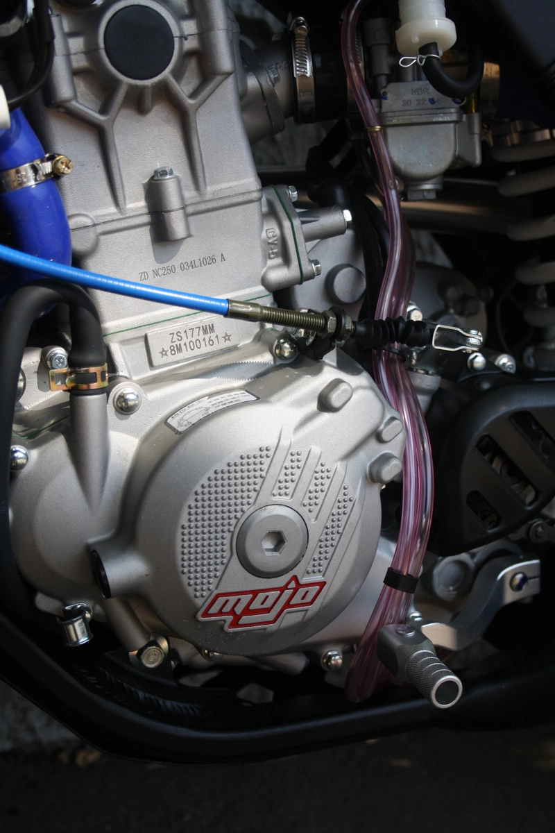 Мотоцикл кроссовый BSE M2 250e 21/18 3 Force