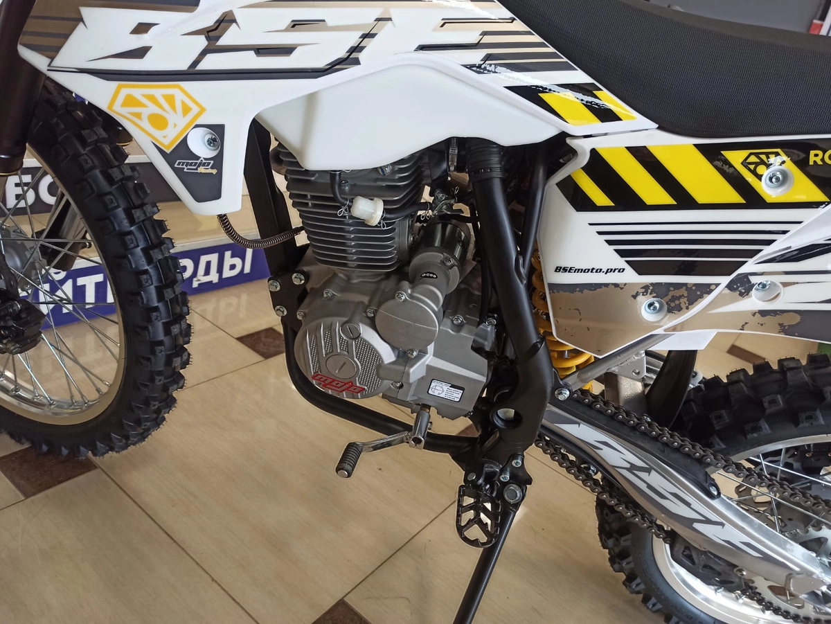 Мотоцикл эндуро BSE Z2 21/18 Roqvi (015)