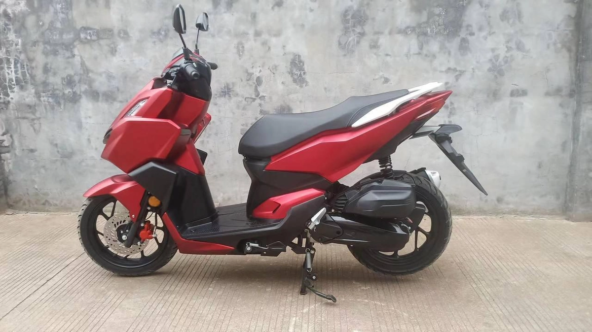 Скутер Millennium Kala (49.9см3)