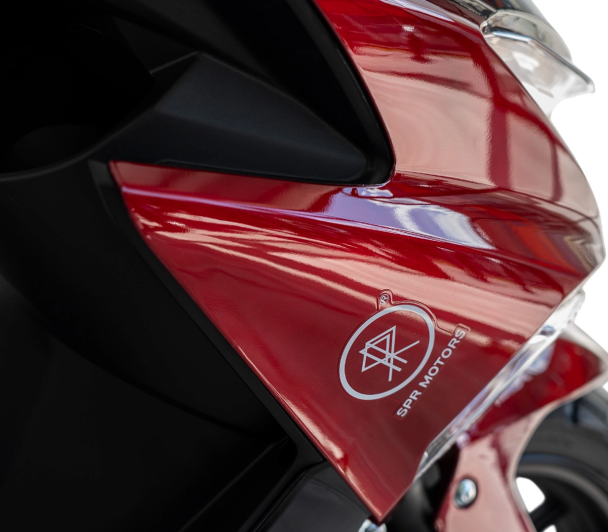 Скутер SPRMOTORS FORCE T4-50E