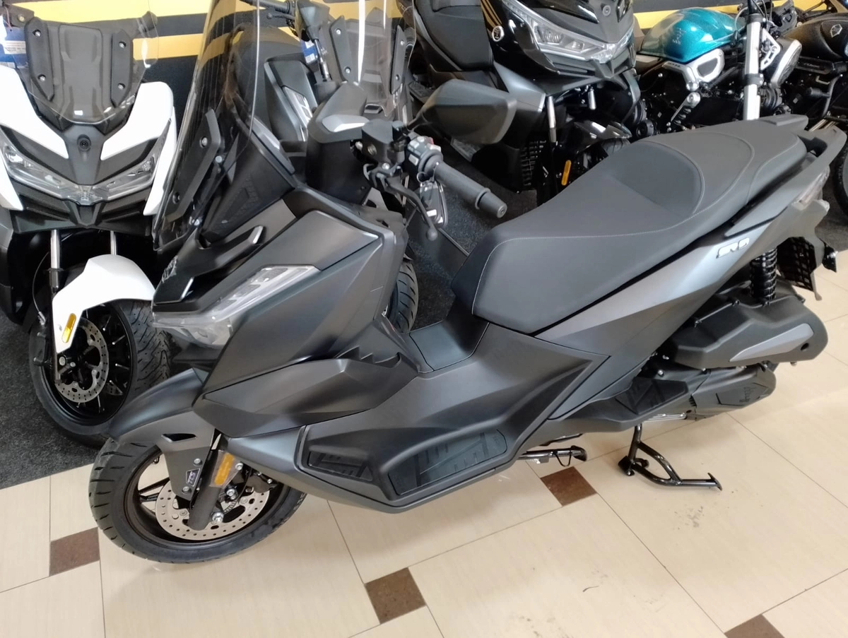 Скутер VOGE SR3 Classic 2025