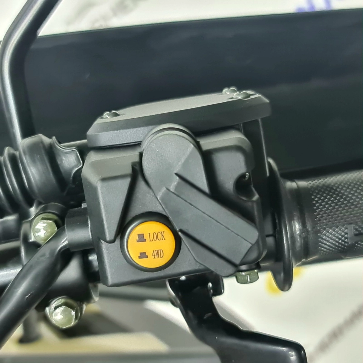 Квадроцикл Linhai M550L (реплика YAMAHA) инжекторный 4х4 без ПСМ