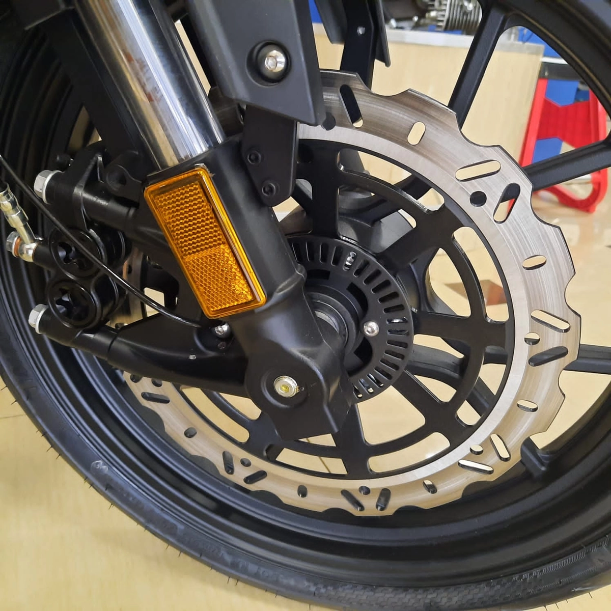 Мотоцикл Regulmoto ALIEN MONSTER 300 