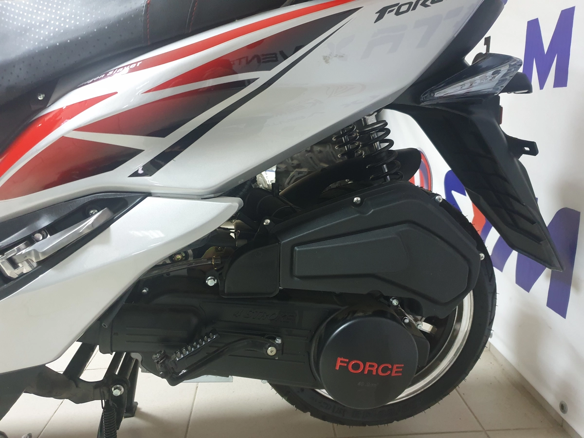 Скутер Millenium Force 15