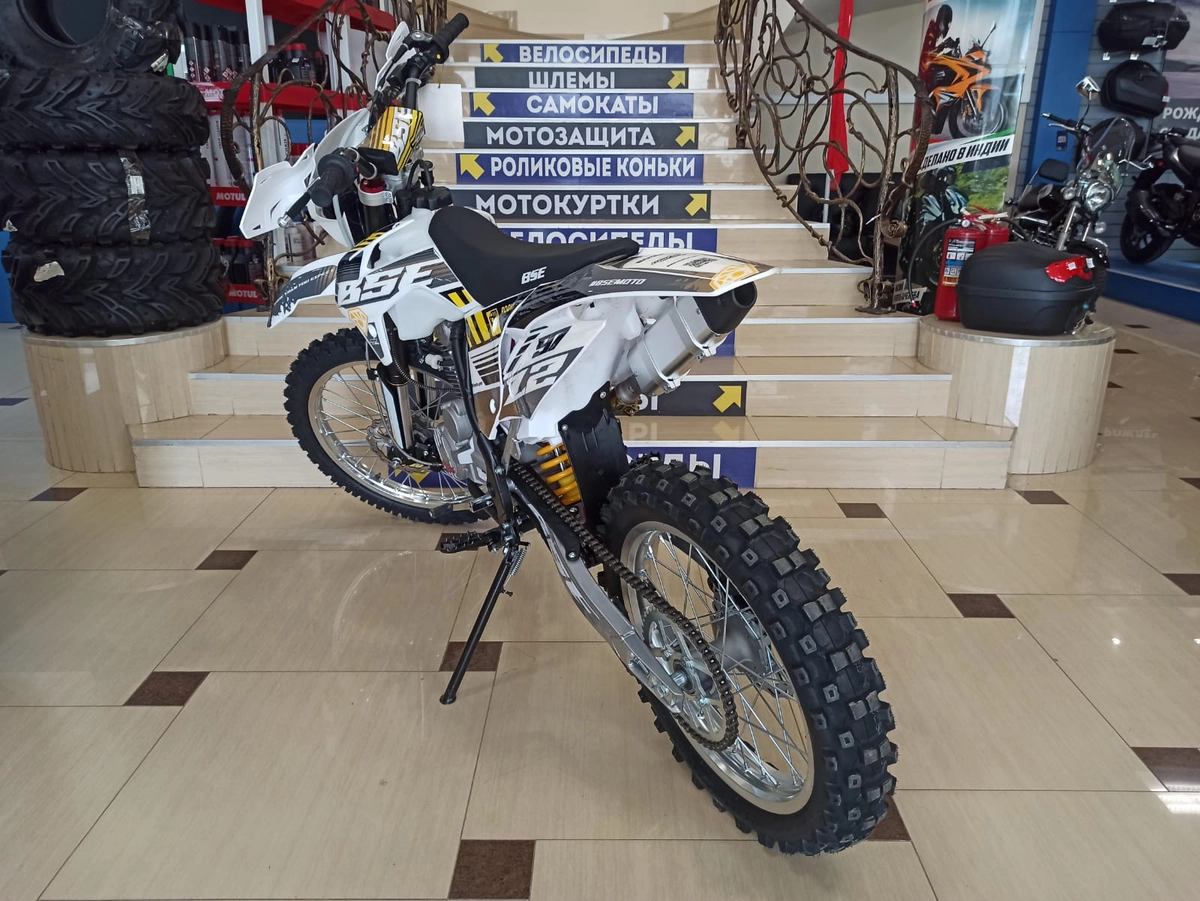 Мотоцикл эндуро BSE Z2 21/18 Roqvi (015)