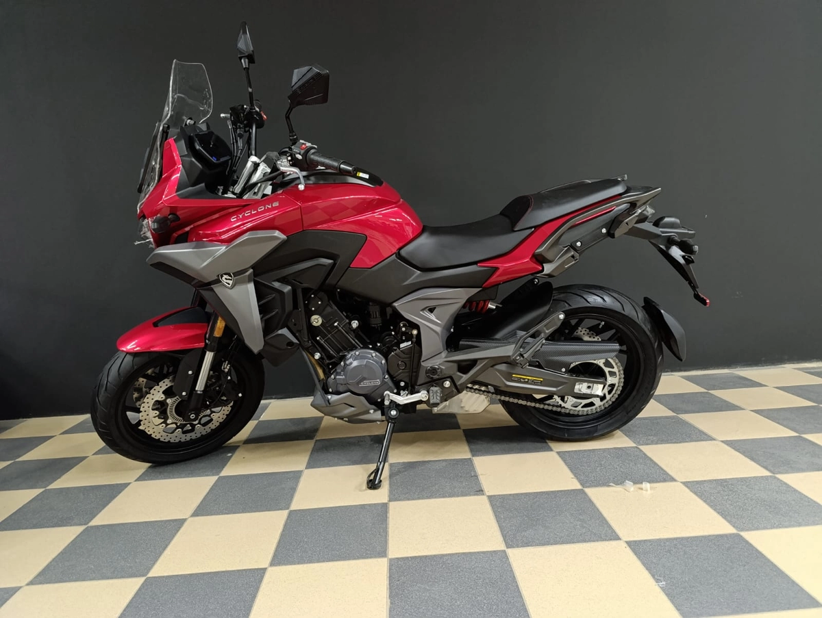 Мотоцикл CYCLONE RХ6 (SR650)