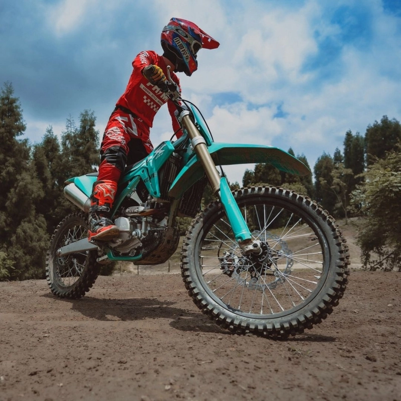 Мотоцикл KOVE MX 250