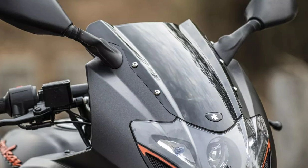 Мотоцикл BAJAJ Pulsar 180
