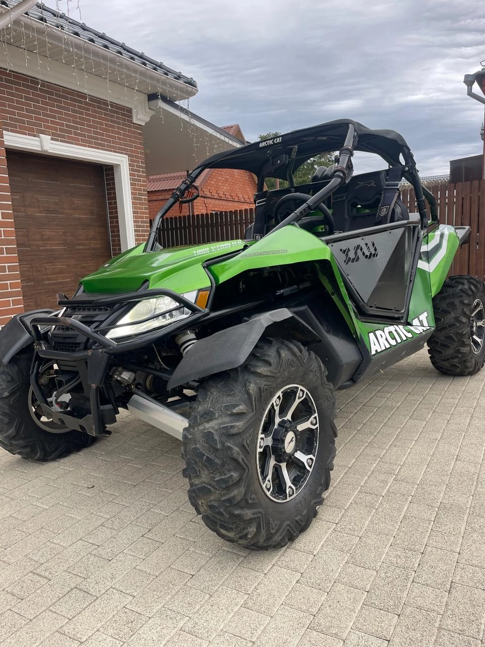 Багги Arctic Cat Wildcat 1000 GT