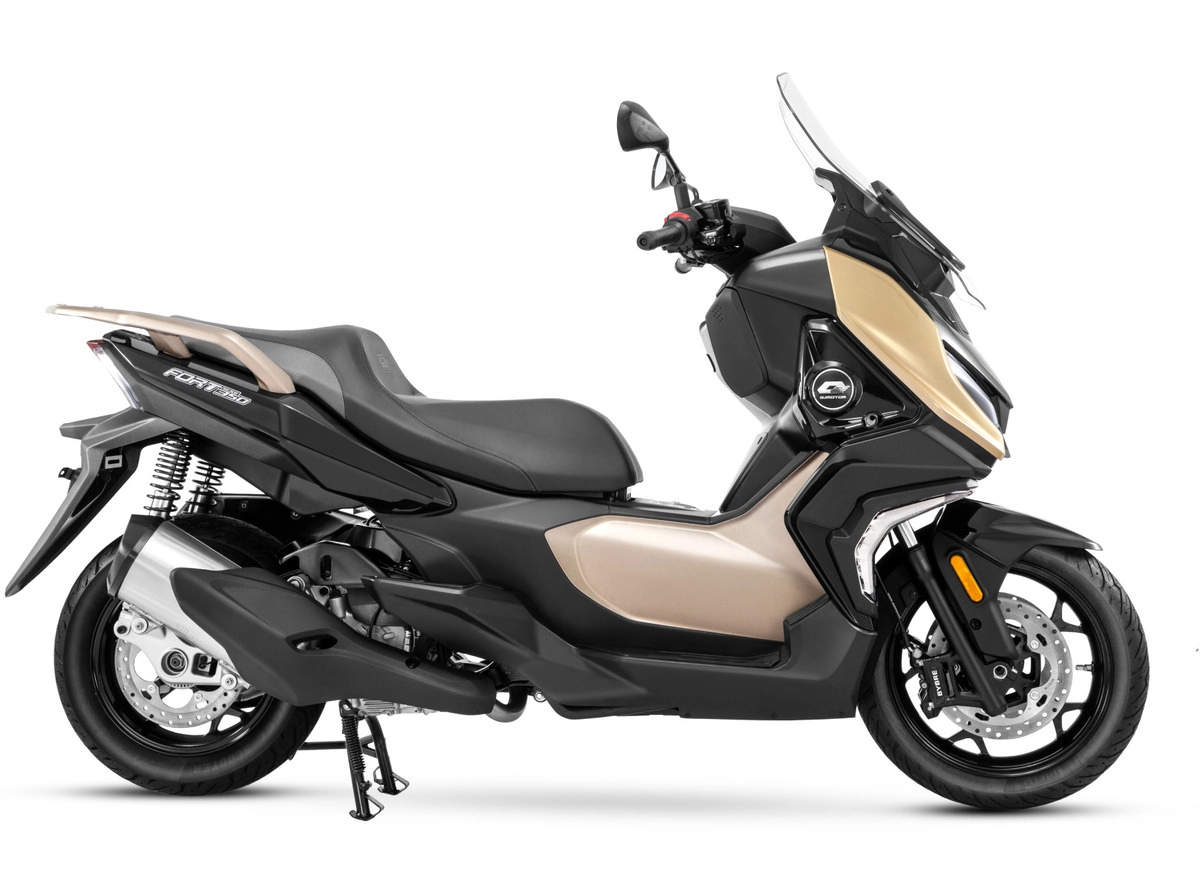 Скутер QJ FORT 350