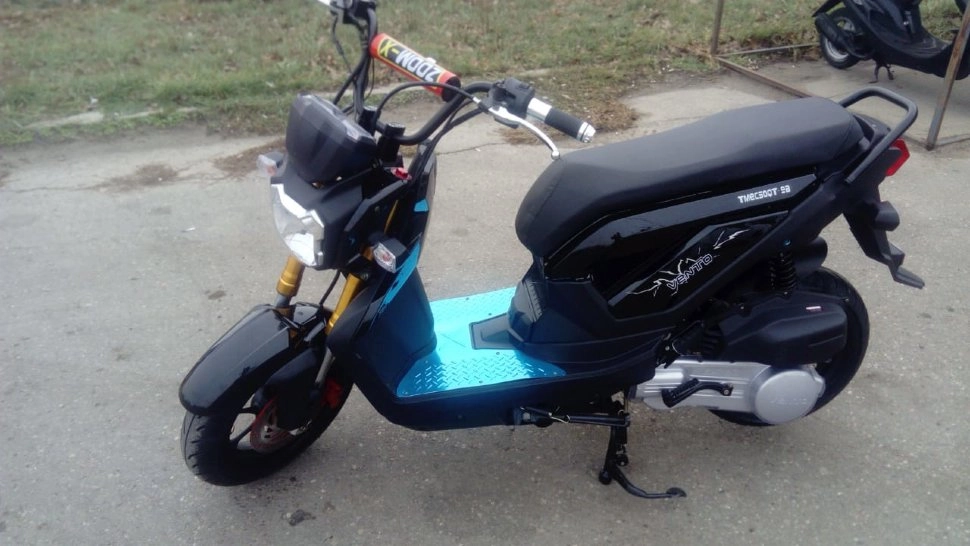 Скутер Vento Naked 50 (150) TMEC50QT-9A