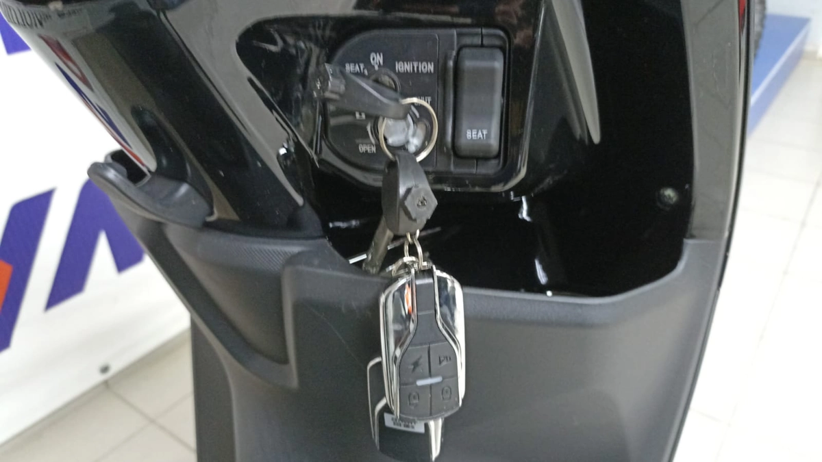 Скутер Millennium Grand