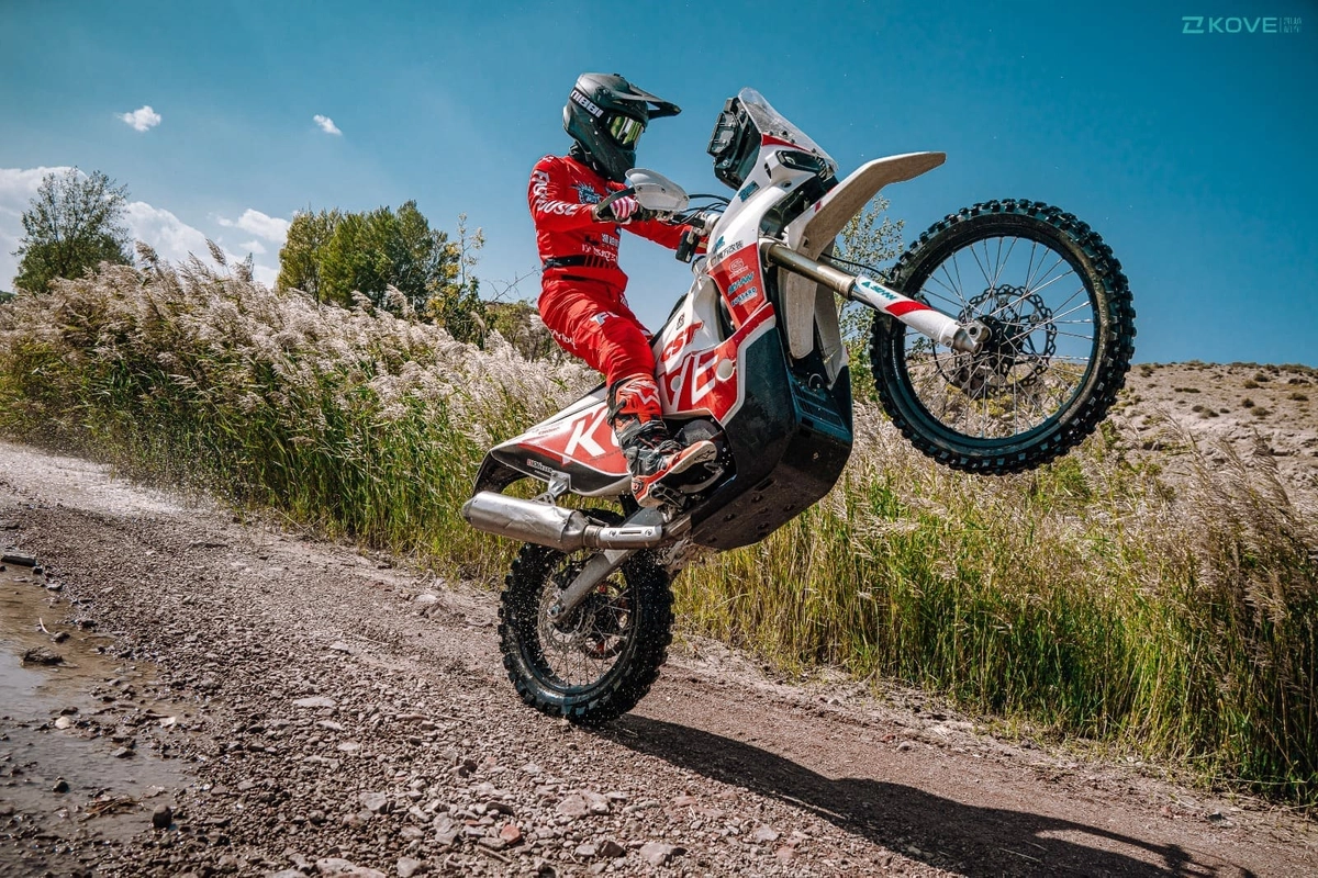 Мотоцикл KOVE 450 RALLY REGULAR EDITION