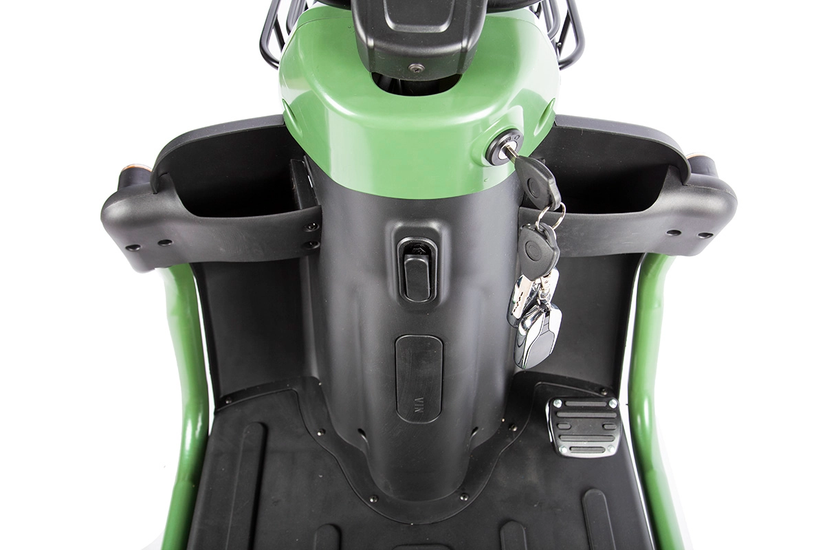 Трицикл электрический Rutrike Топик