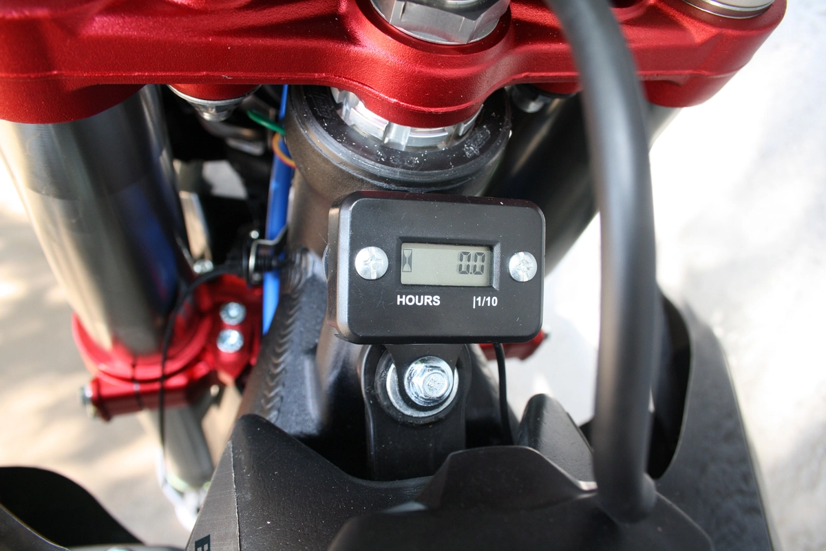 Мотоцикл кроссовый BSE M2 250e 21/18 3 Force