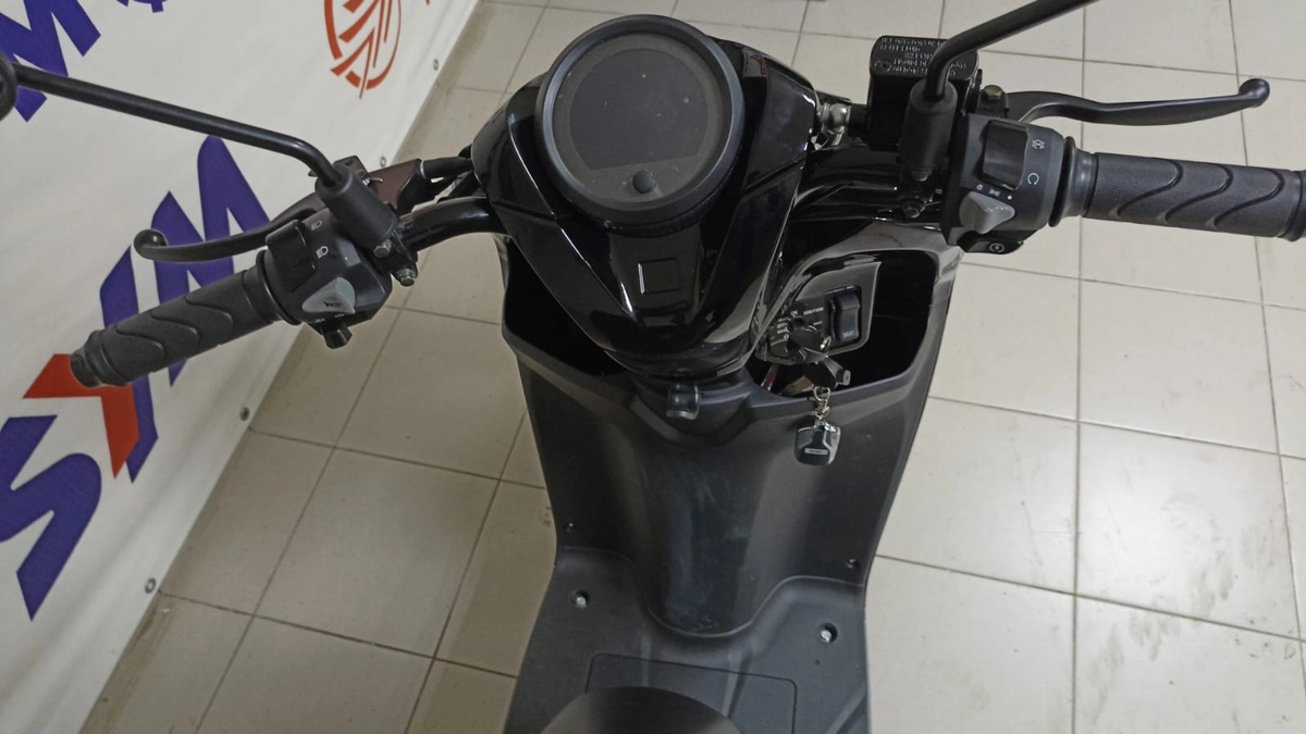 Скутер Millennium Grand