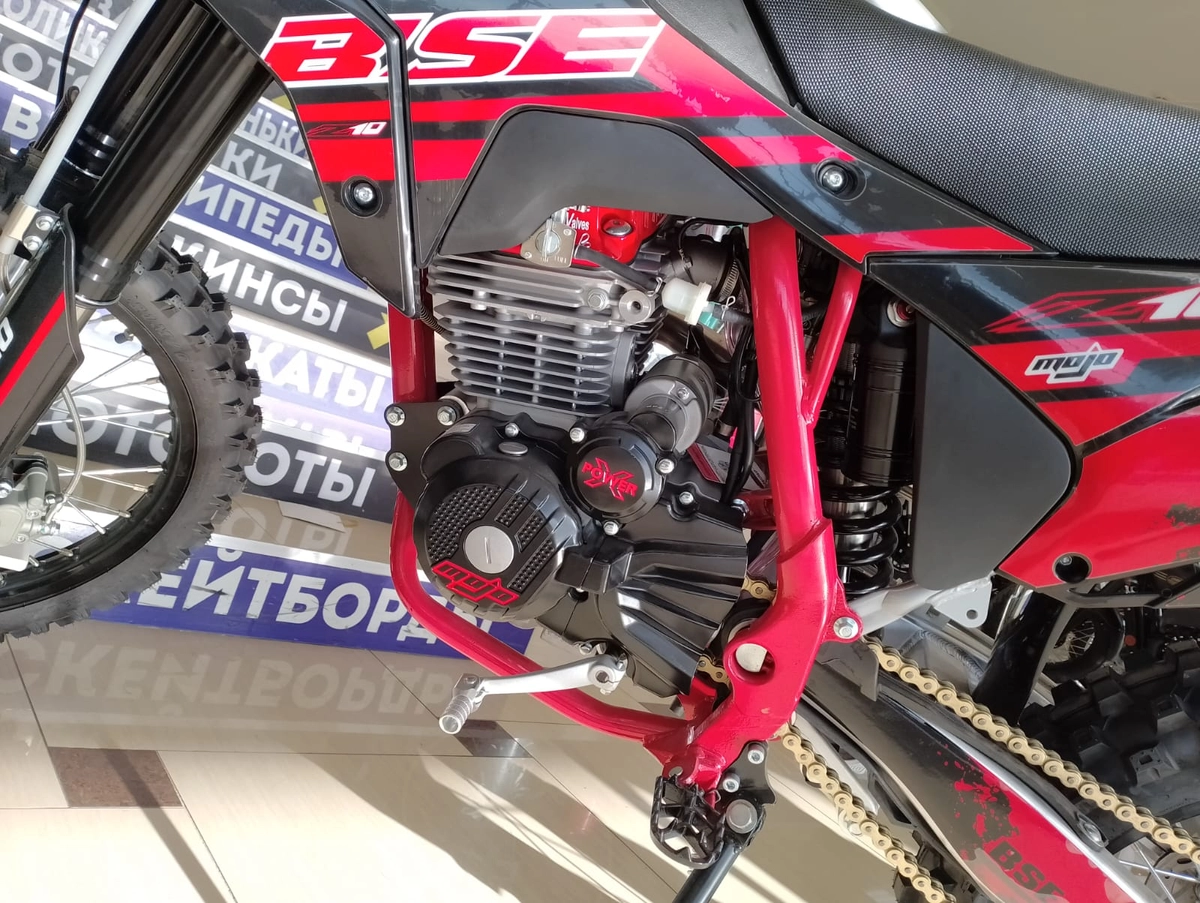 Мотоцикл BSE Z10