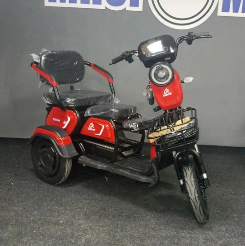 Электроскутер Сянчу Трицикл T1 48В/20Ач 