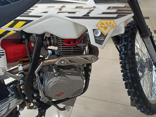 Мотоцикл эндуро BSE Z2 21/18 Roqvi (015)