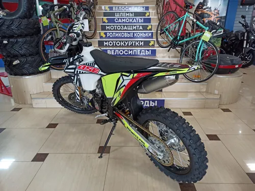 Мотоцикл BSE T8 Twister