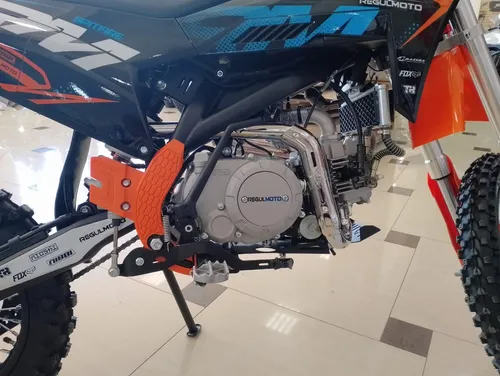 Питбайк Regulmoto SPITFIRE PRO 140 17/14