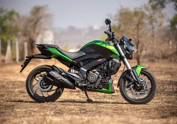 Обзор  мотоцикла Bajaj Dominar 400 ug